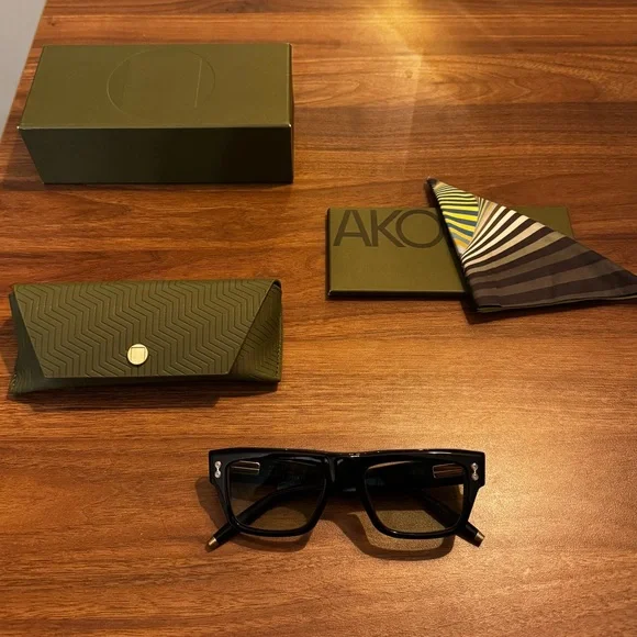 Akoni Leo Black sunglasses 54-20-148 - Picture 2 of 6